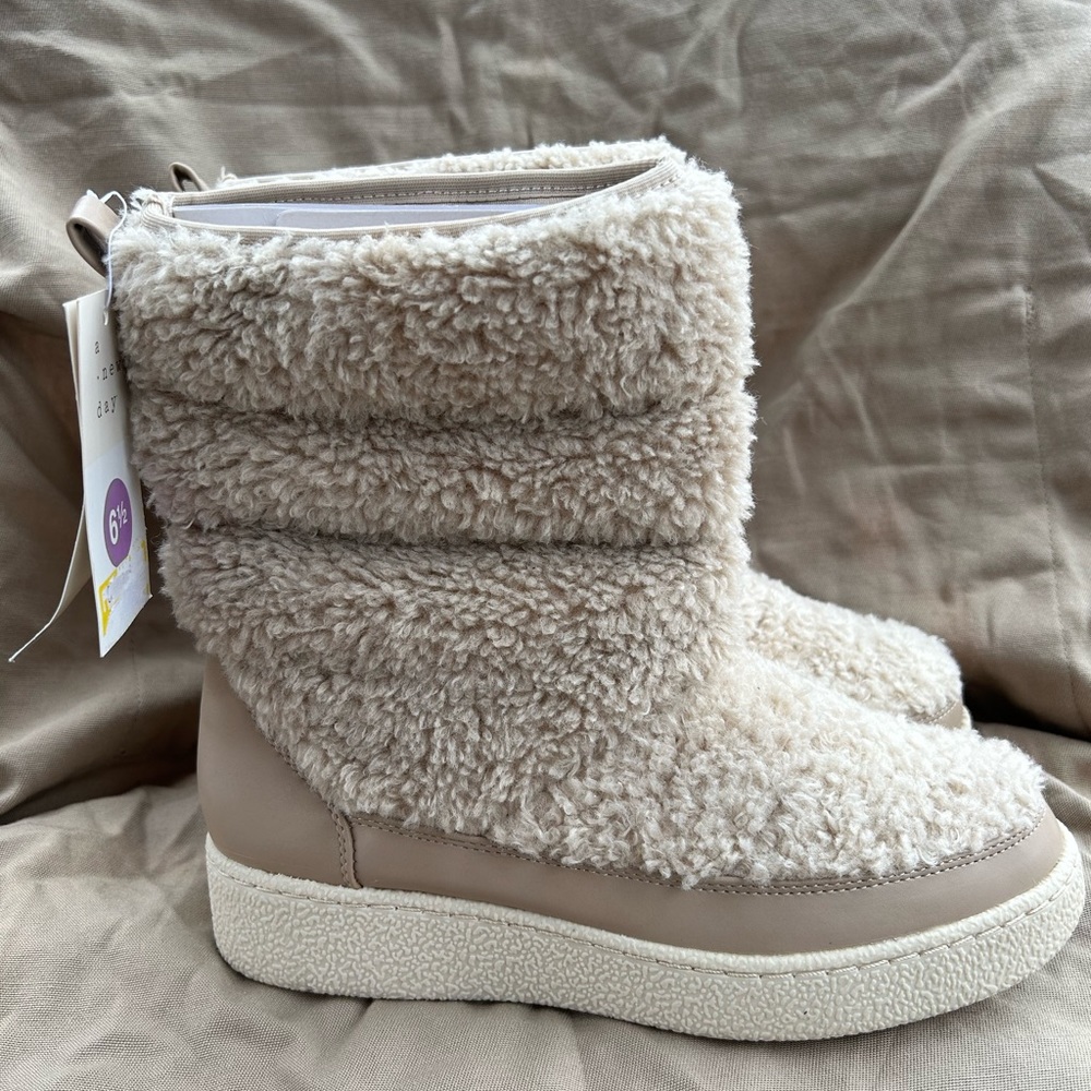 Winter boots